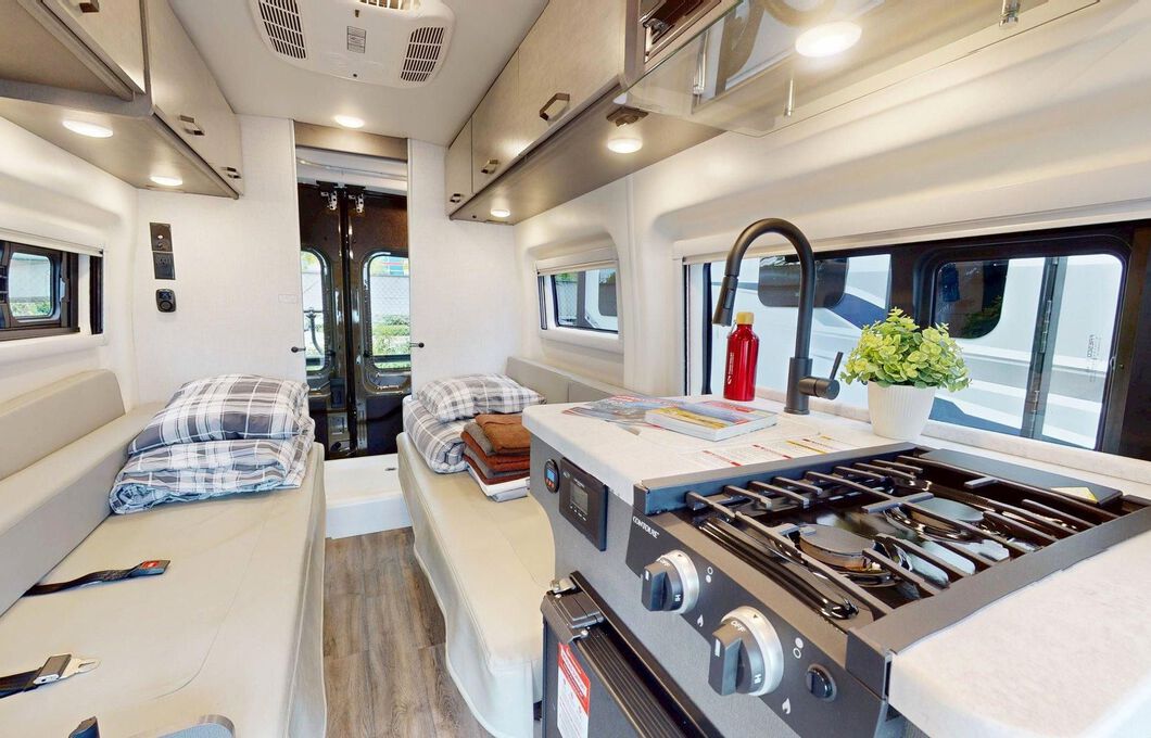 Van Conversion (Camper Van), , hi-res image number 5